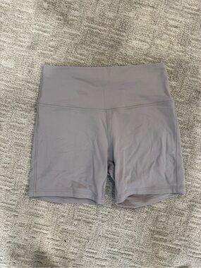 Lululemon Align High-Waist Womens Active Bike Shorts in Gray 4” Size 10